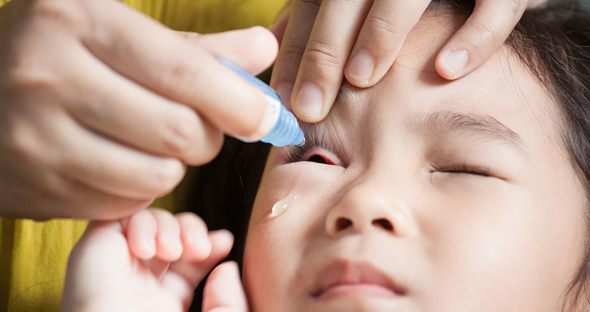 Pink Eye in Babies: Symptoms, Causes and Treatments